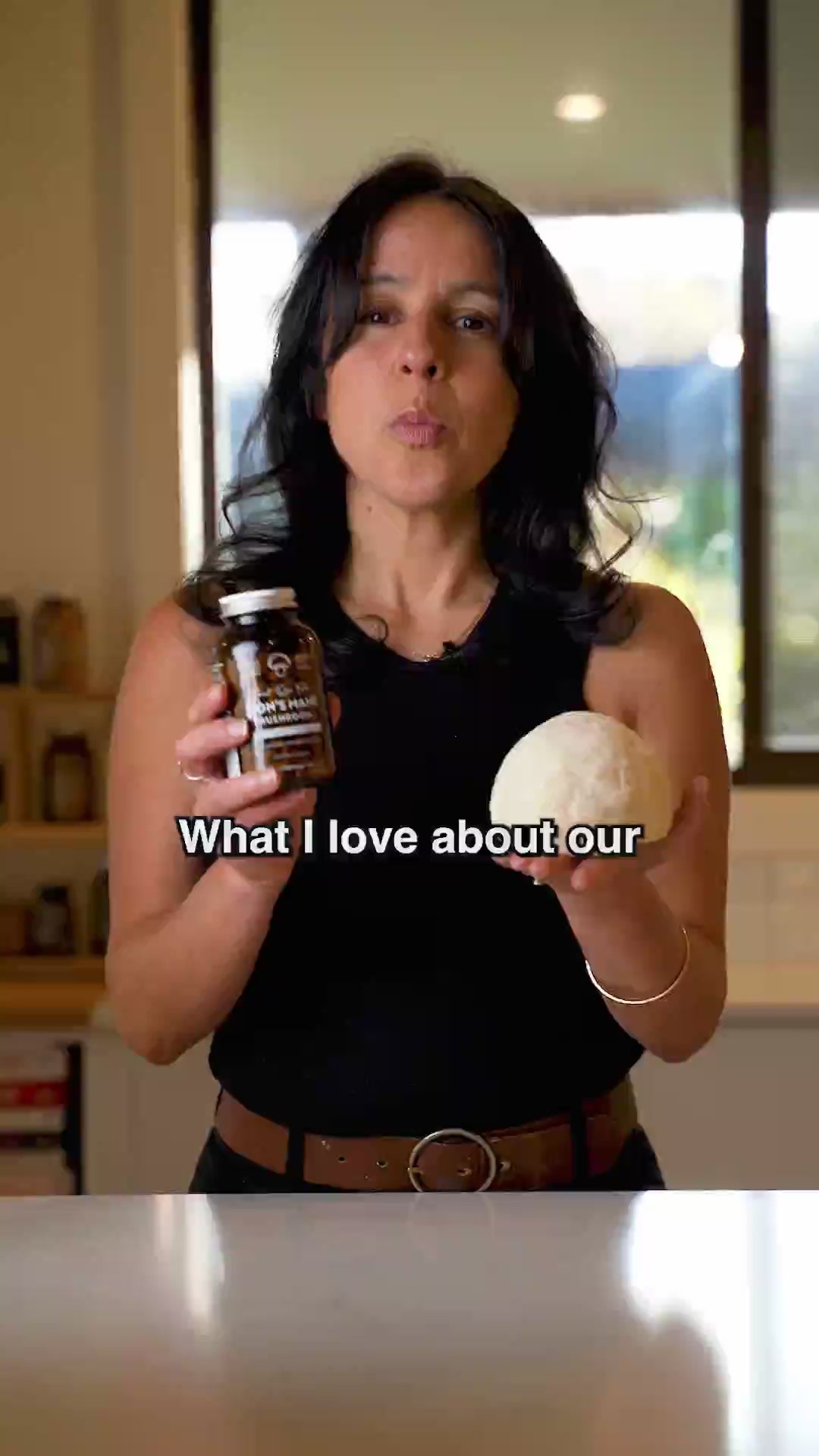 Nutritionist talking about Lions Mane Mushroom